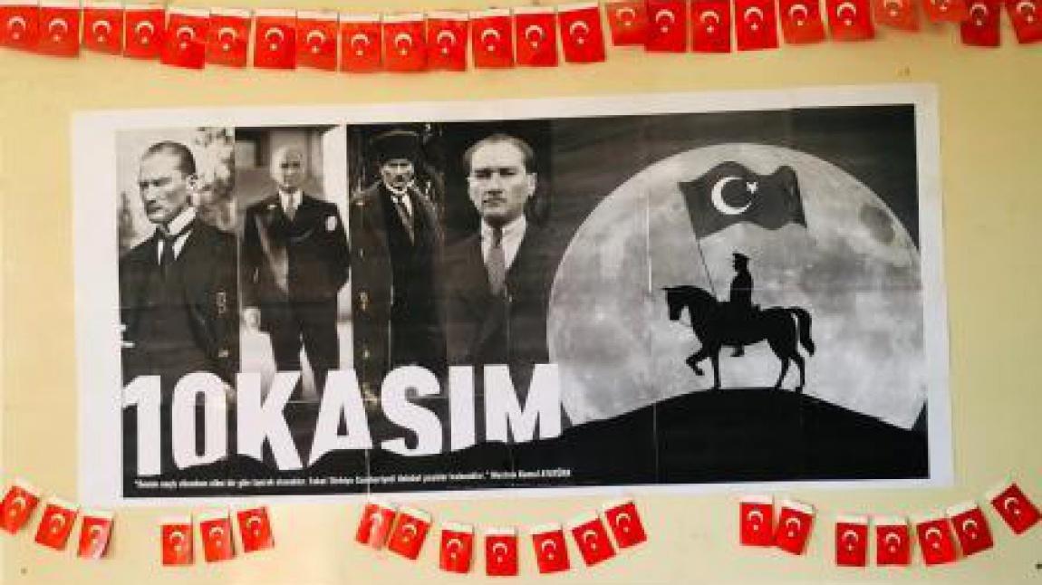 10 Kasım Atatürk'ü Anma Günü: Saygı ve Sevgi İle Anıyoruz